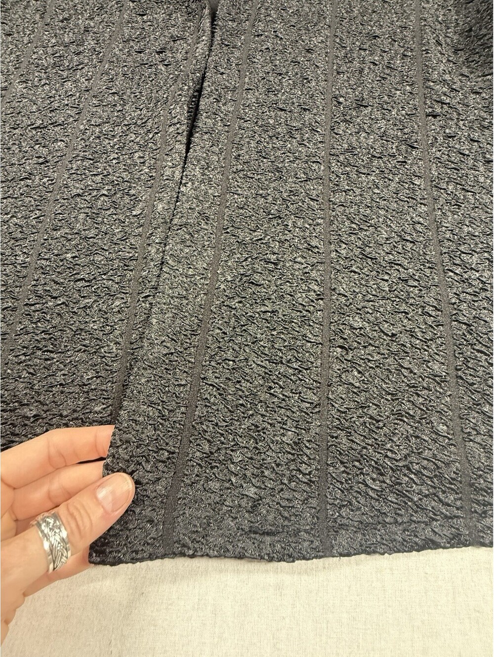 Chico's Ribbon Crepe Textured Open Front Blazer Jacket Sz 2/L Black Minimalist - Picture 3 of 12